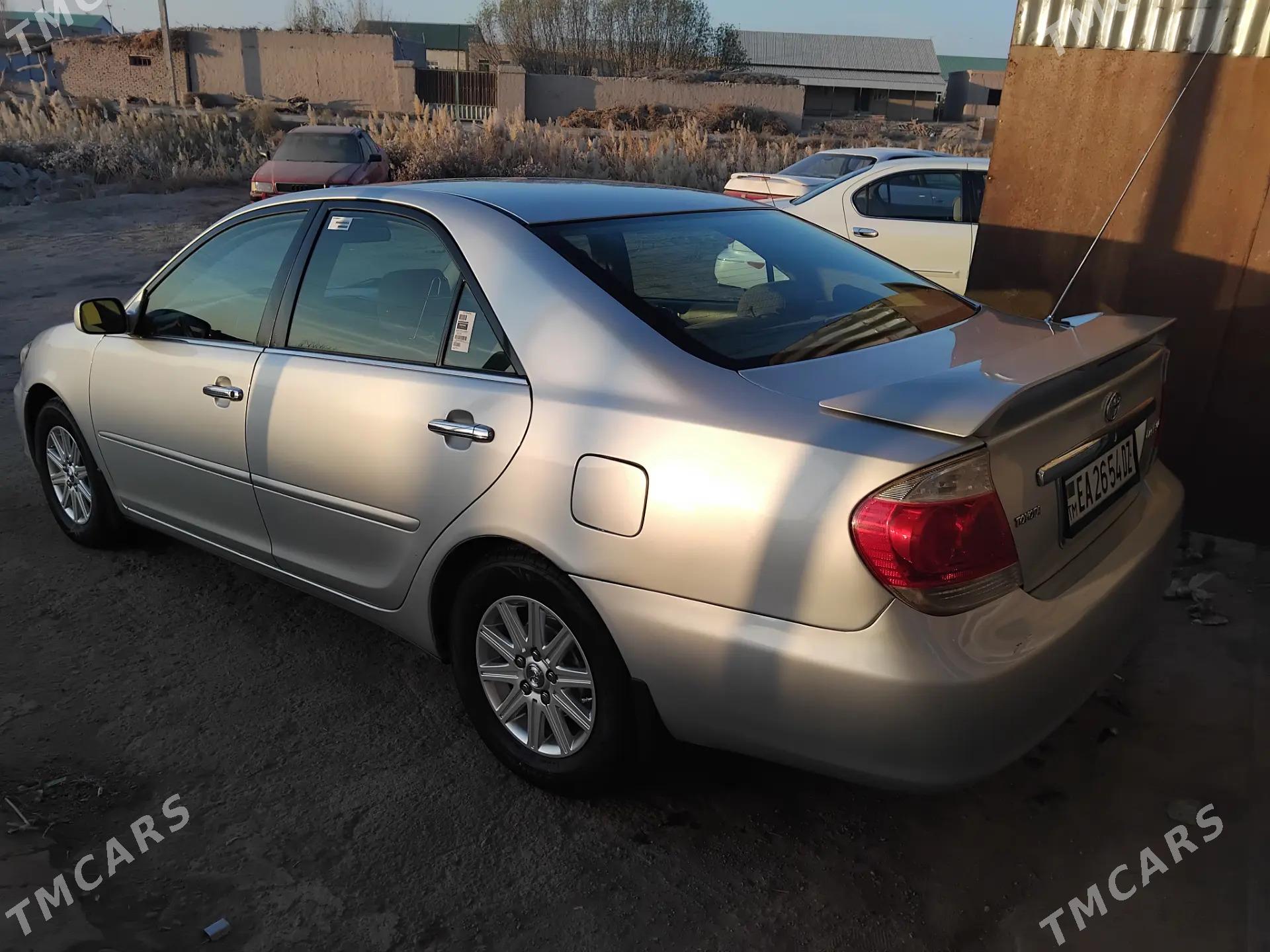 Toyota Camry 2004 - 185 000 TMT - Köneürgenç - img 4