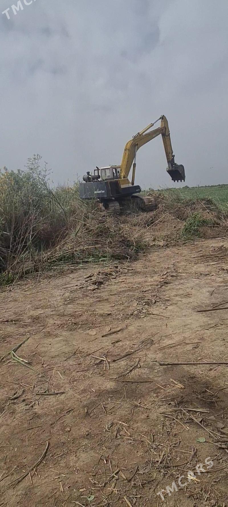 Komatsu D475A-5E0 1996 - 257 000 TMT - Губадаг - img 3