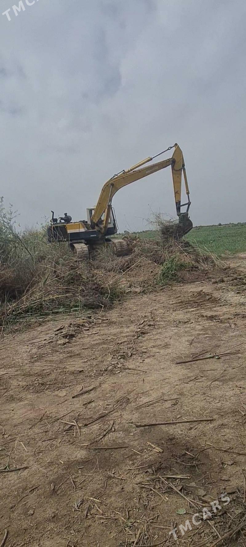 Komatsu D475A-5E0 1996 - 257 000 TMT - Губадаг - img 5