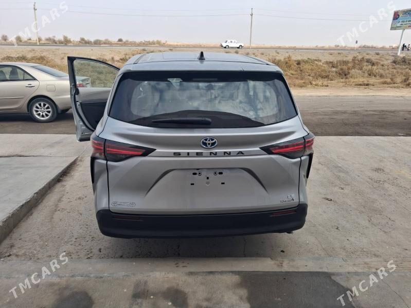 Toyota Sienna 2021 - 480 000 TMT - Дянев - img 4