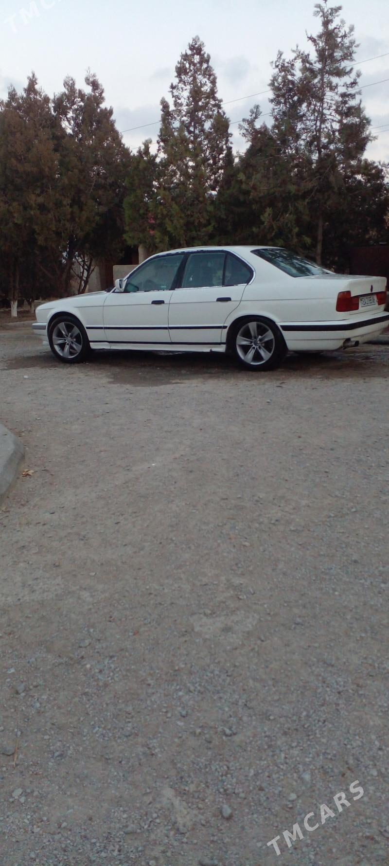 BMW 525 1990 - 65 000 TMT - Бахарден - img 5