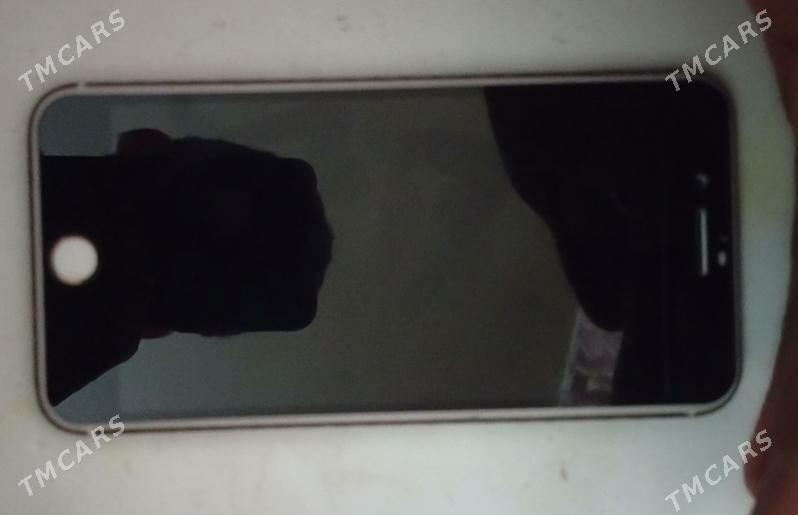 İphone 7 Plus - Гурбансолтан Едже - img 1