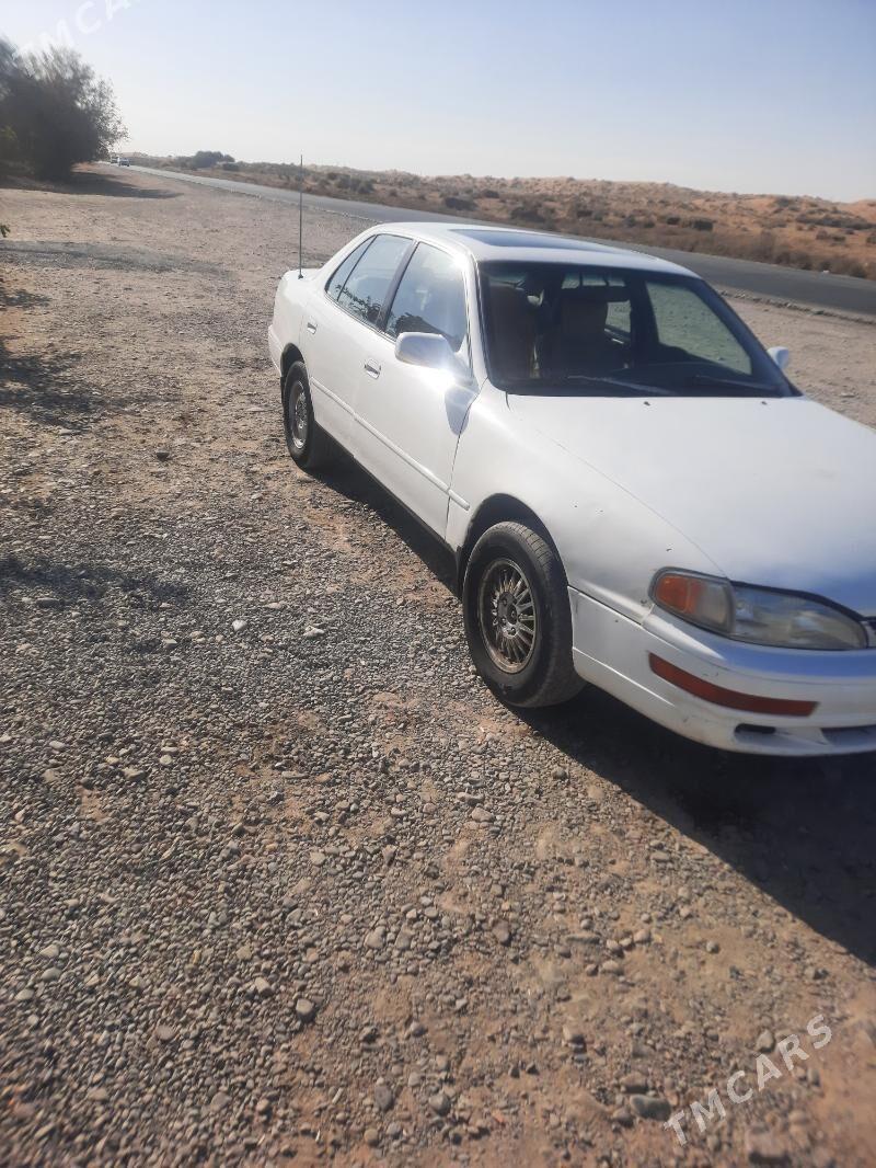 Toyota Camry 1996 - 95 000 TMT - Ýolöten - img 3