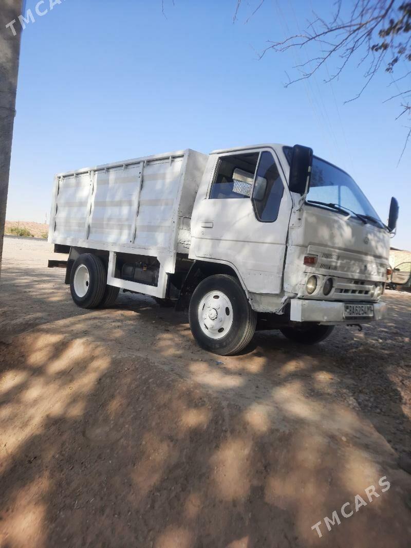 Toyota Dyna 1993 - 75 000 TMT - Ёлётен - img 3