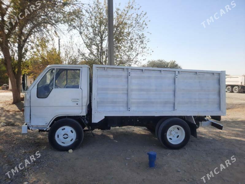 Toyota Dyna 1993 - 75 000 TMT - Ёлётен - img 5