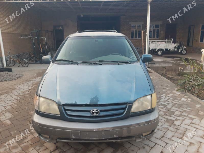Toyota Sienna 2000 - 120 000 TMT - Гарабекевюл - img 1