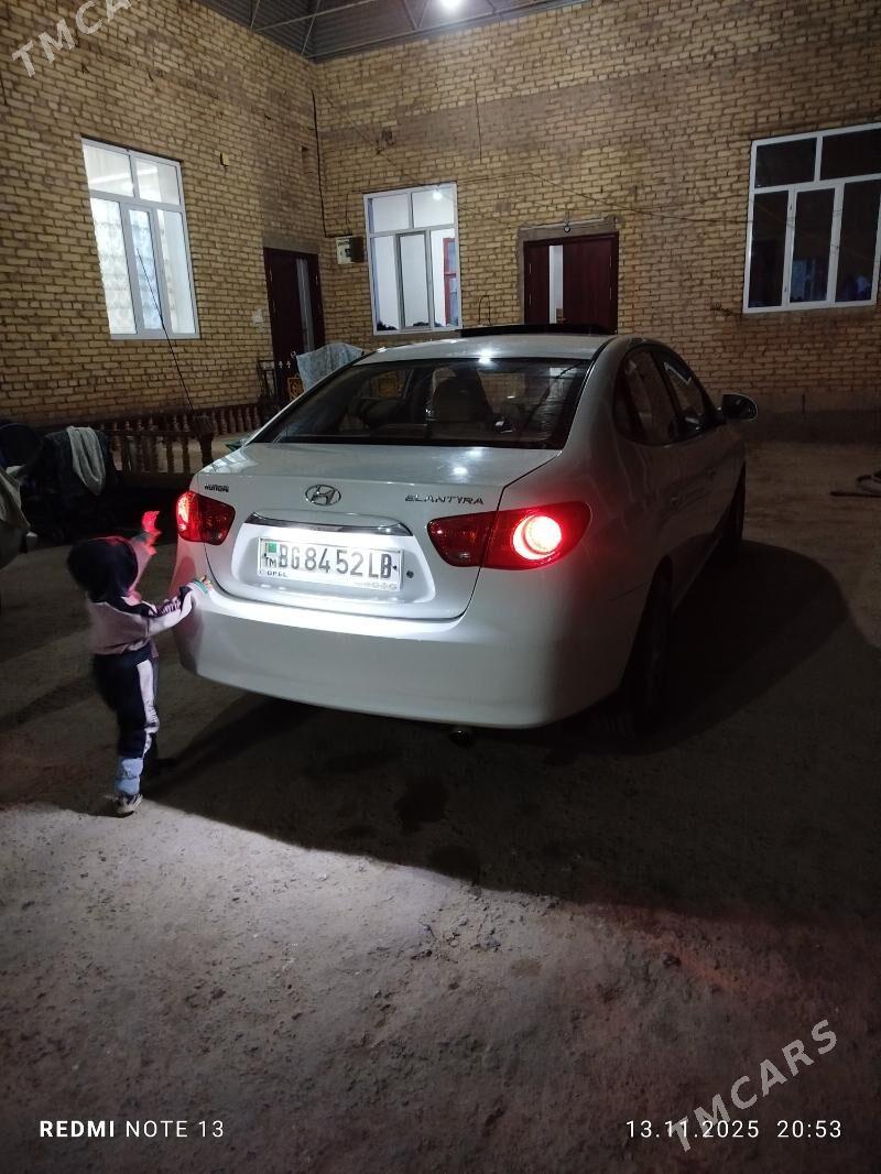 Hyundai Elantra 2010 - 95 000 TMT - Türkmenabat - img 3