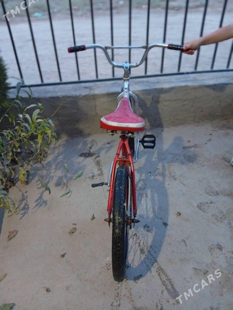 ukraina - Гурбансолтан Едже - img 2