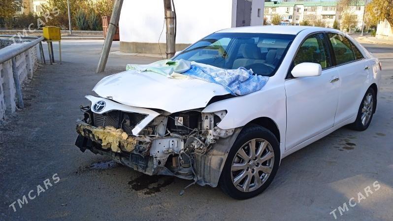 Toyota Camry 2010 - 150 000 TMT - 4 мкр - img 2