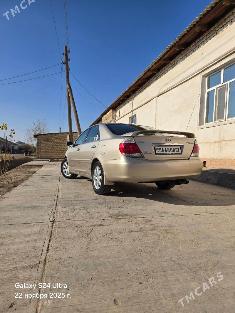 Toyota Camry 2004 - 192 000 TMT - Кёнеургенч - img 4
