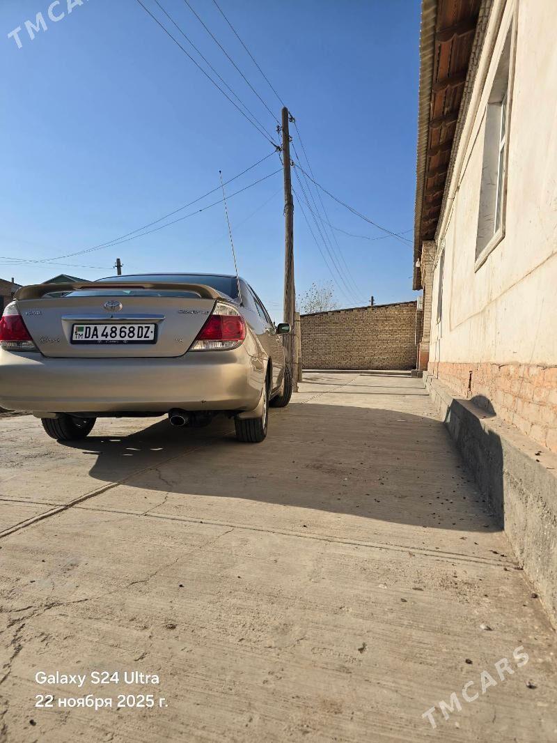 Toyota Camry 2004 - 192 000 TMT - Кёнеургенч - img 3