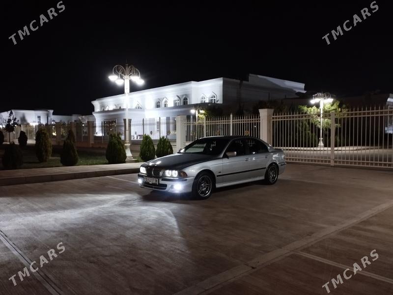 BMW E39 2001 - 145 000 TMT - Балканабат - img 4