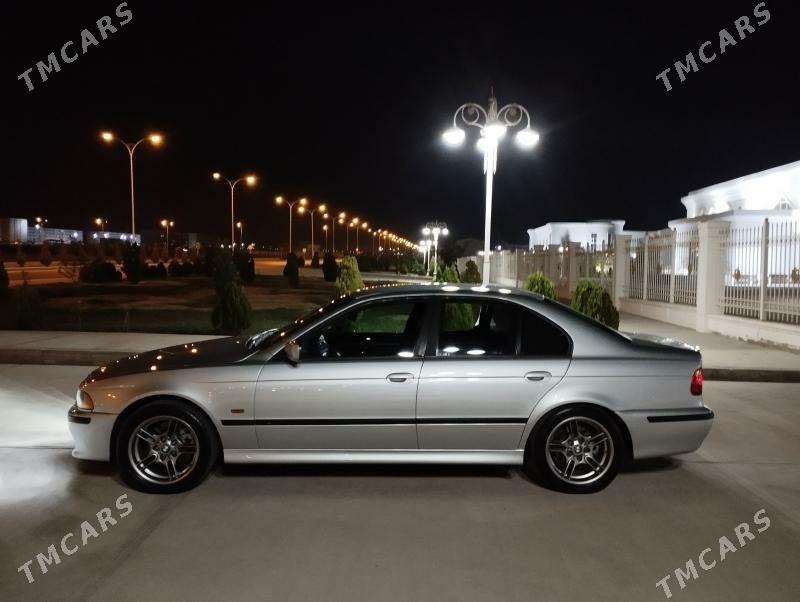 BMW E39 2001 - 145 000 TMT - Балканабат - img 3