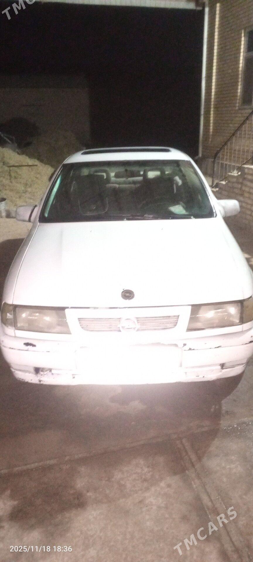 Opel Vectra 1992 - 27 000 TMT - Векильбазар - img 3