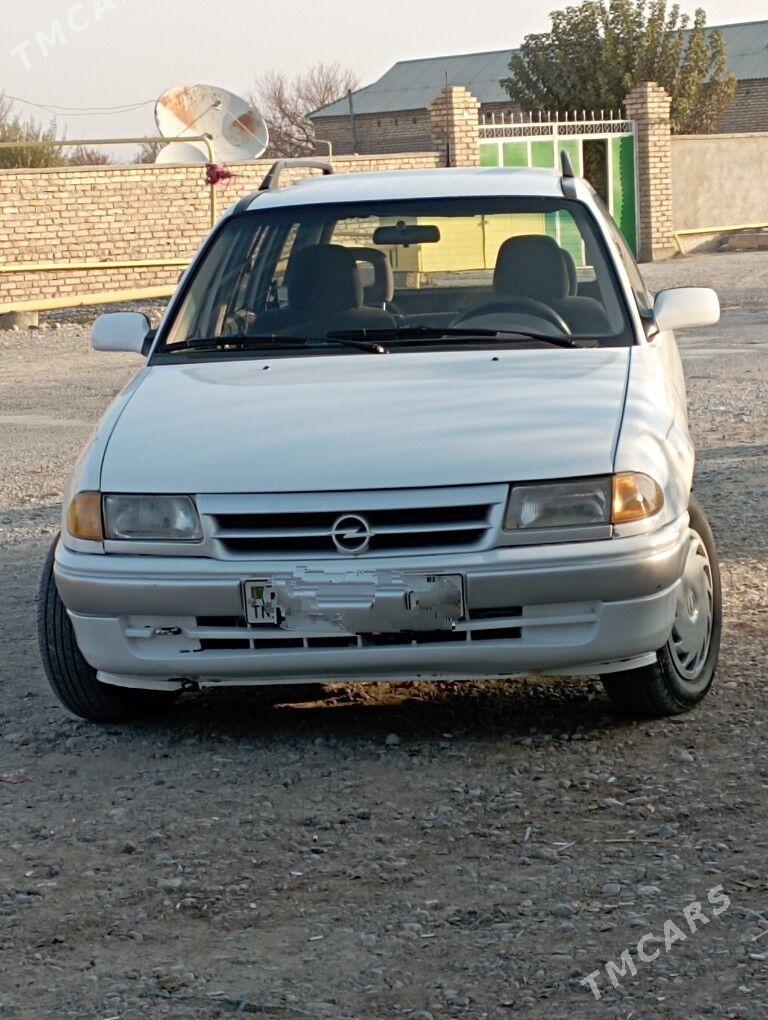 Opel Astra 1992 - 52 000 TMT - Kaka - img 3