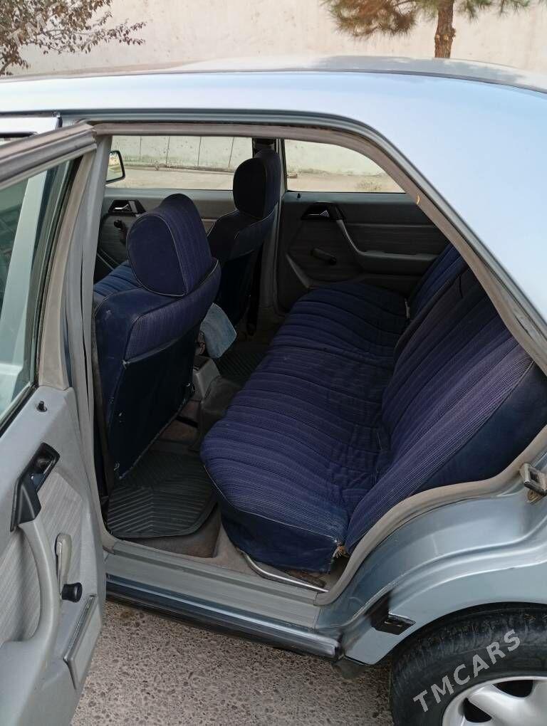 Mercedes-Benz 300E 1989 - 60 000 TMT - Мары - img 7