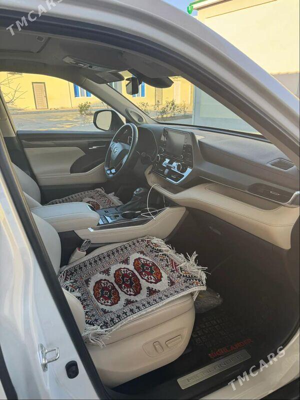 Toyota Highlander 2021 - 546 000 TMT - Aşgabat - img 5