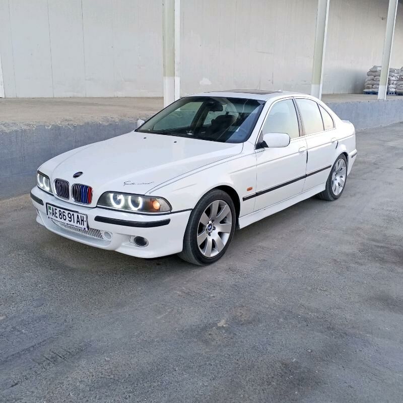 BMW E39 1996 - 90 000 TMT - Aşgabat - img 1
