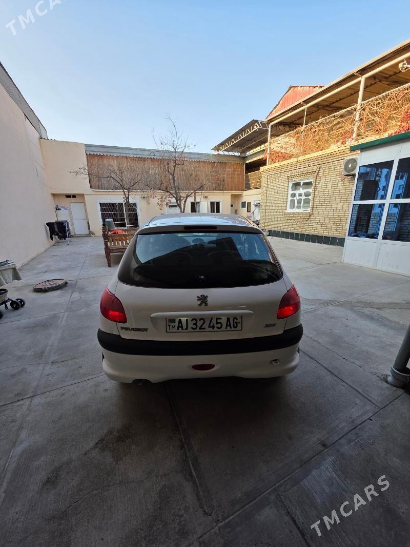 Peugeot 206 2009 - 98 000 TMT - Hitrowka - img 5