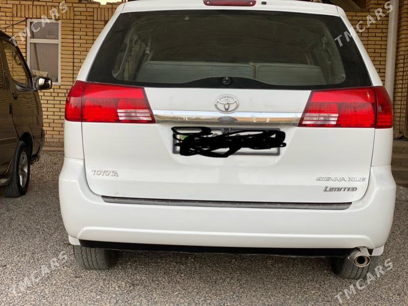 Toyota Sienna 2005 - 200 000 TMT - Mary - img 5