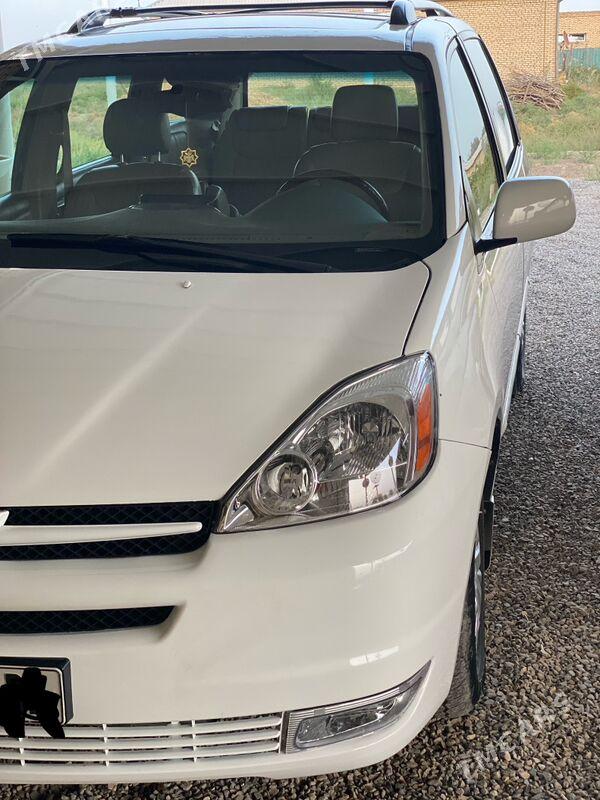 Toyota Sienna 2005 - 200 000 TMT - Mary - img 4