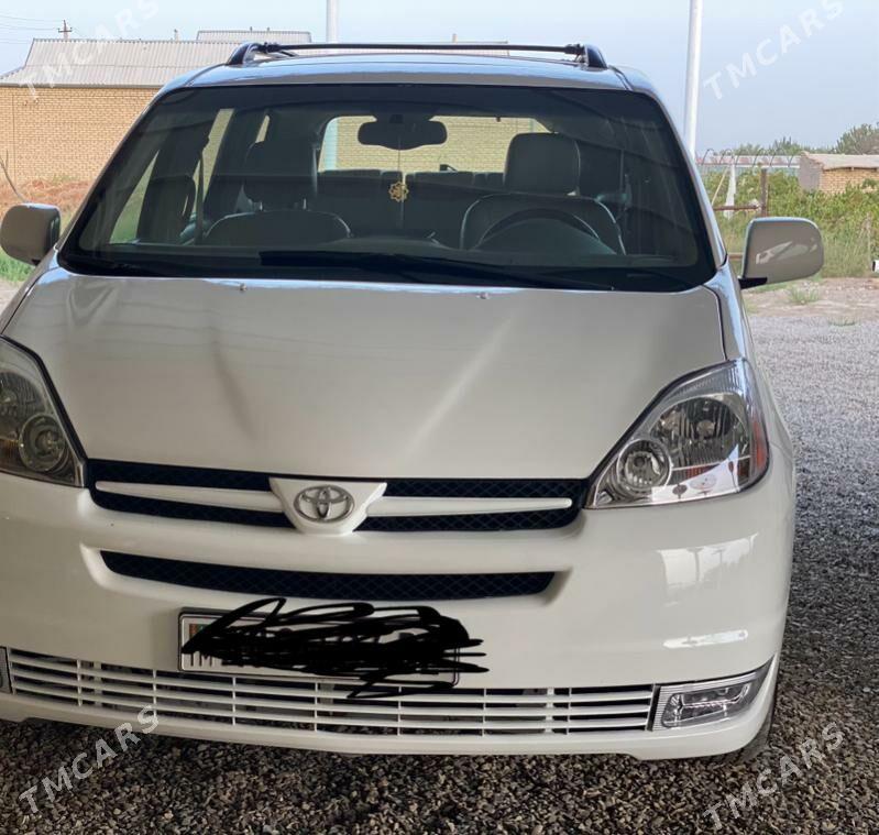 Toyota Sienna 2005 - 200 000 TMT - Mary - img 9