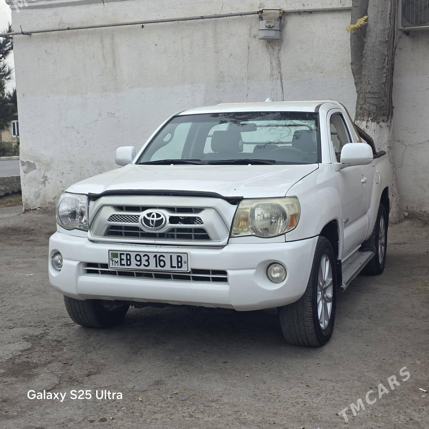 Toyota Tacoma 2008 - 190 000 TMT - Türkmenabat - img 2