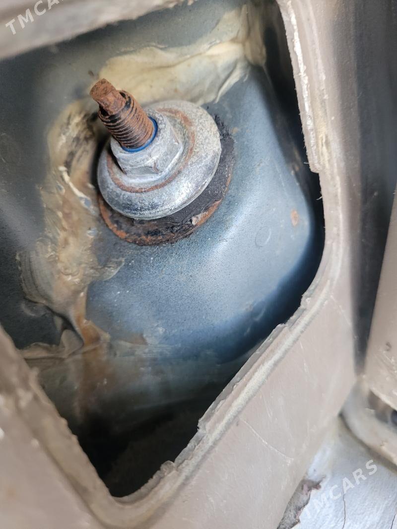 Toyota Sienna 2000 - 136 000 TMT - Mary - img 4