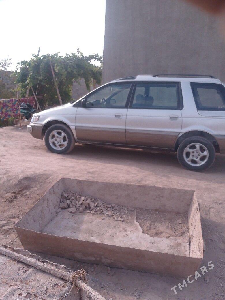 Mitsubishi Chariot 1995 - 30 000 TMT - Daşoguz - img 8