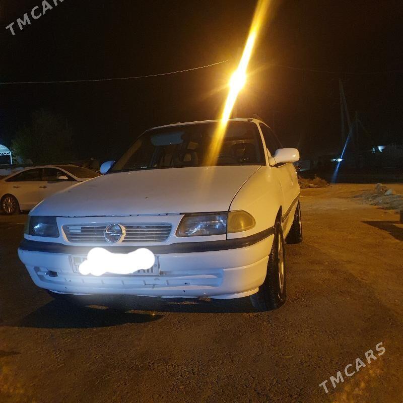 Opel Astra 1998 - 42 000 TMT - Bäherden - img 3