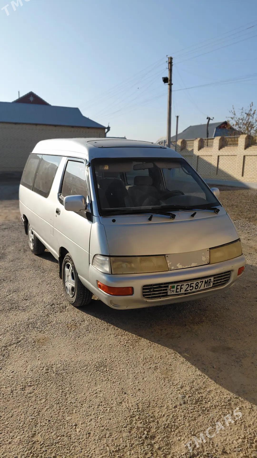 Toyota Town Ace 1992 - 35 000 TMT - Мары - img 1