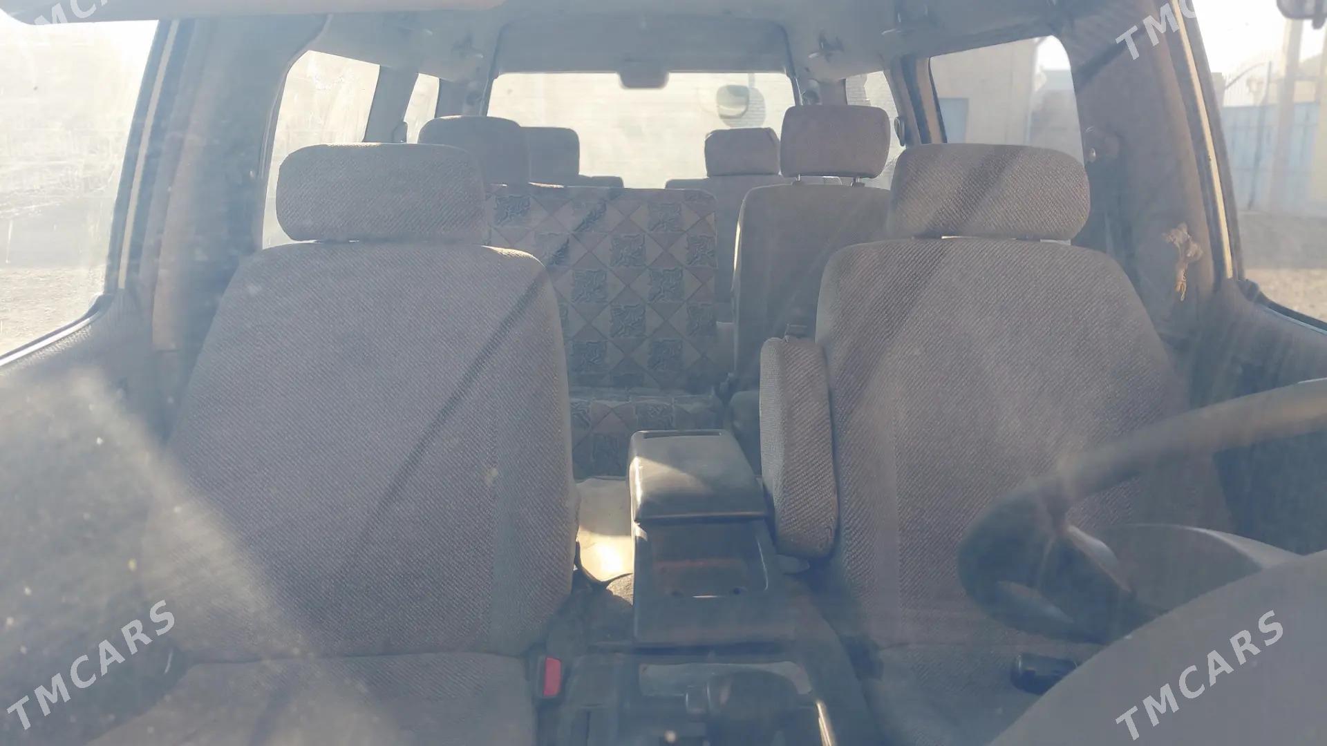 Toyota Town Ace 1992 - 35 000 TMT - Мары - img 5