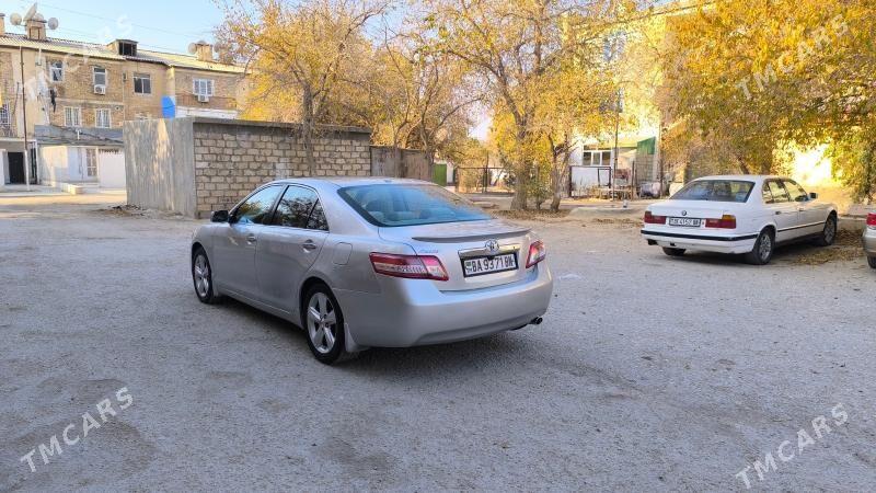 Toyota Camry 2011 - 203 000 TMT - Балканабат - img 4