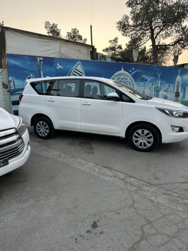 Toyota Innova 2020 - 229 000 TMT - Ашхабад - img 2