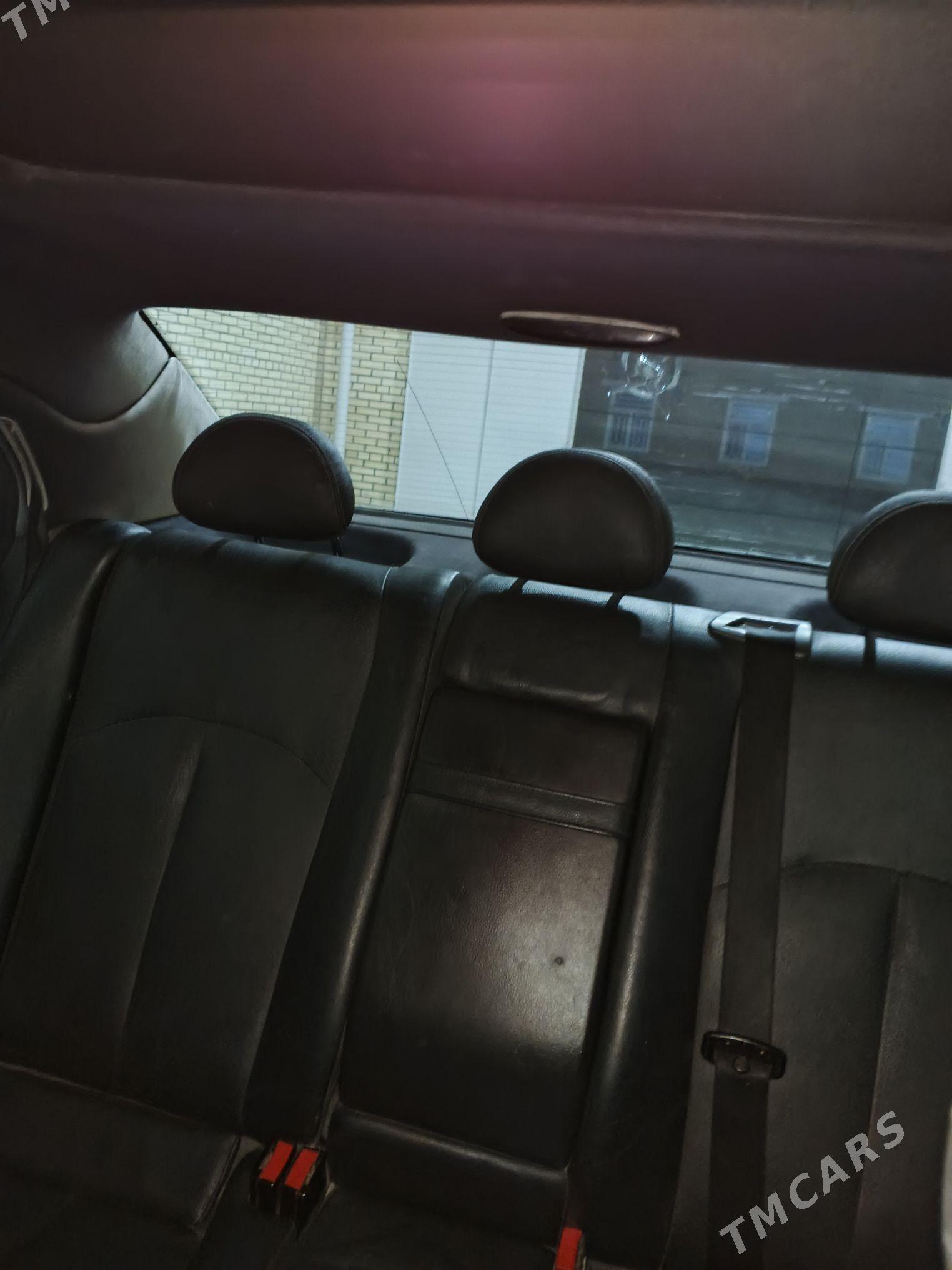 Mercedes-Benz E320 2002 - 140 000 TMT - Мары - img 9