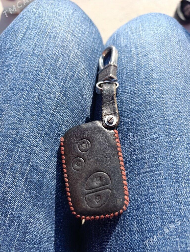 lexus masyn pult - Яшлык - img 1