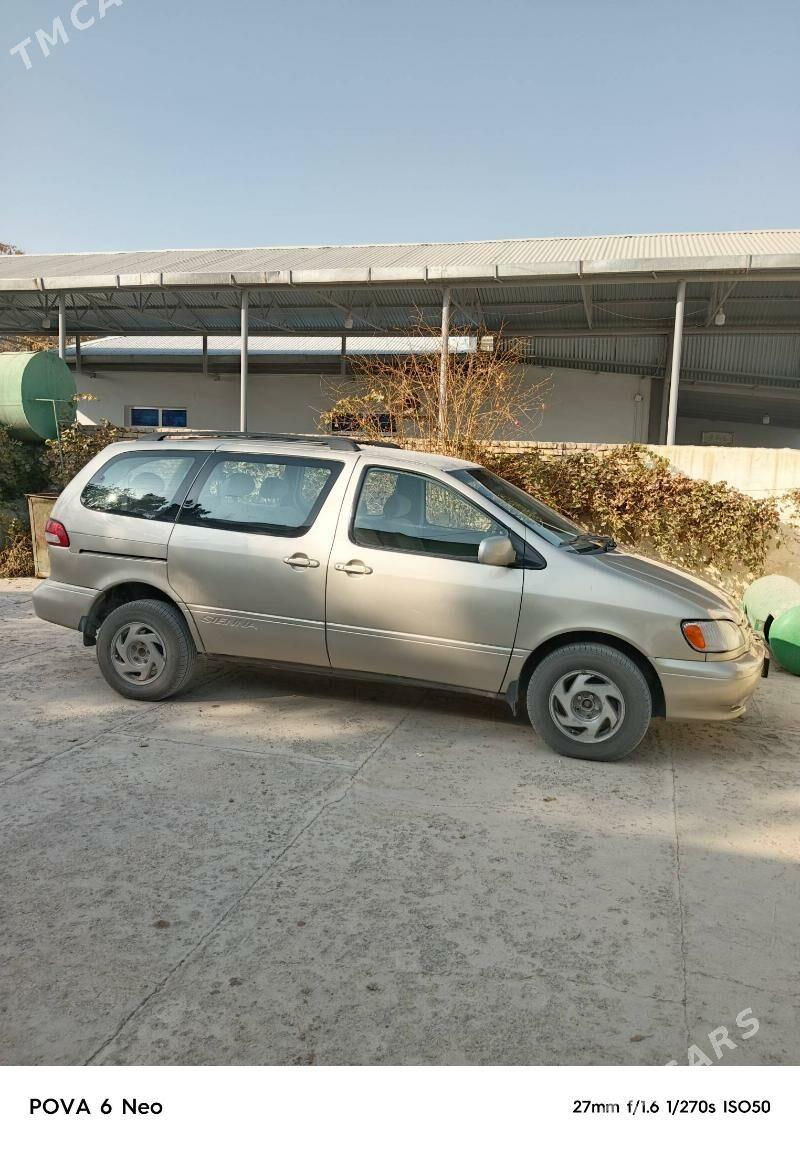 Toyota Sienna 2002 - 180 000 TMT - Gurbansoltan Eje - img 4