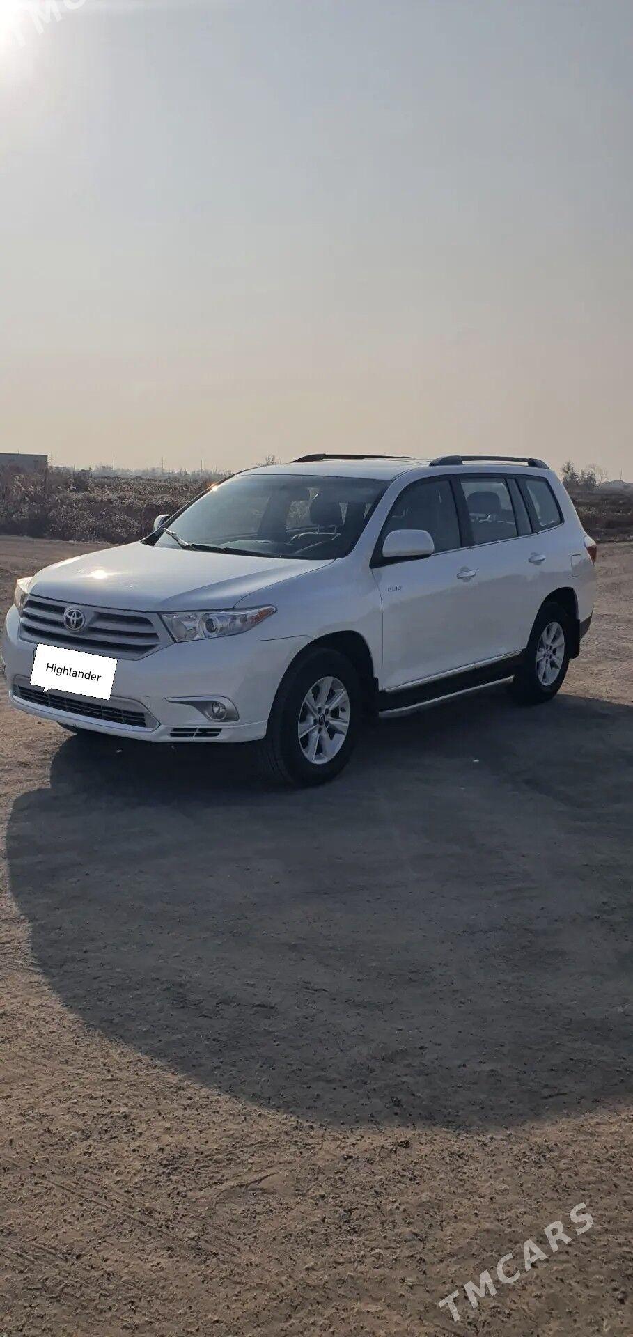 Toyota Highlander 2012 - 380 000 TMT - Köneürgenç - img 2