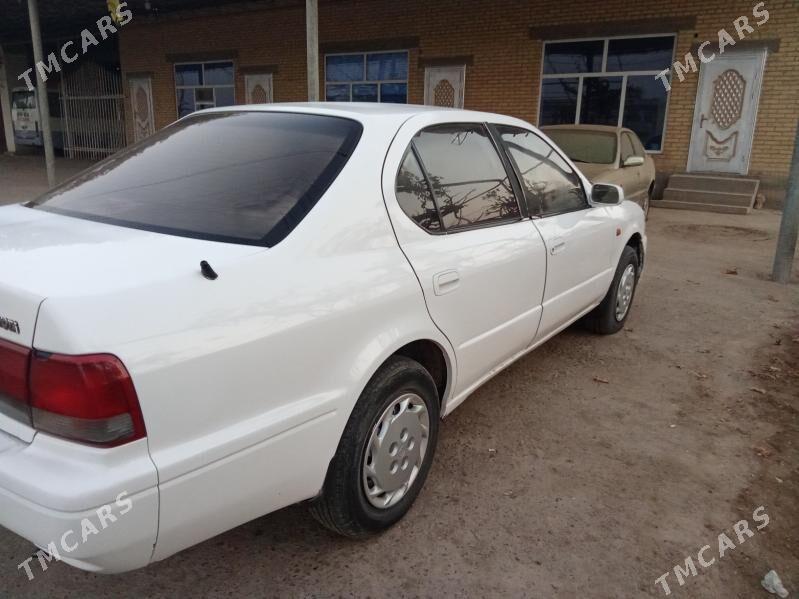 Toyota Camry 1995 - 50 000 TMT - Saýat - img 3