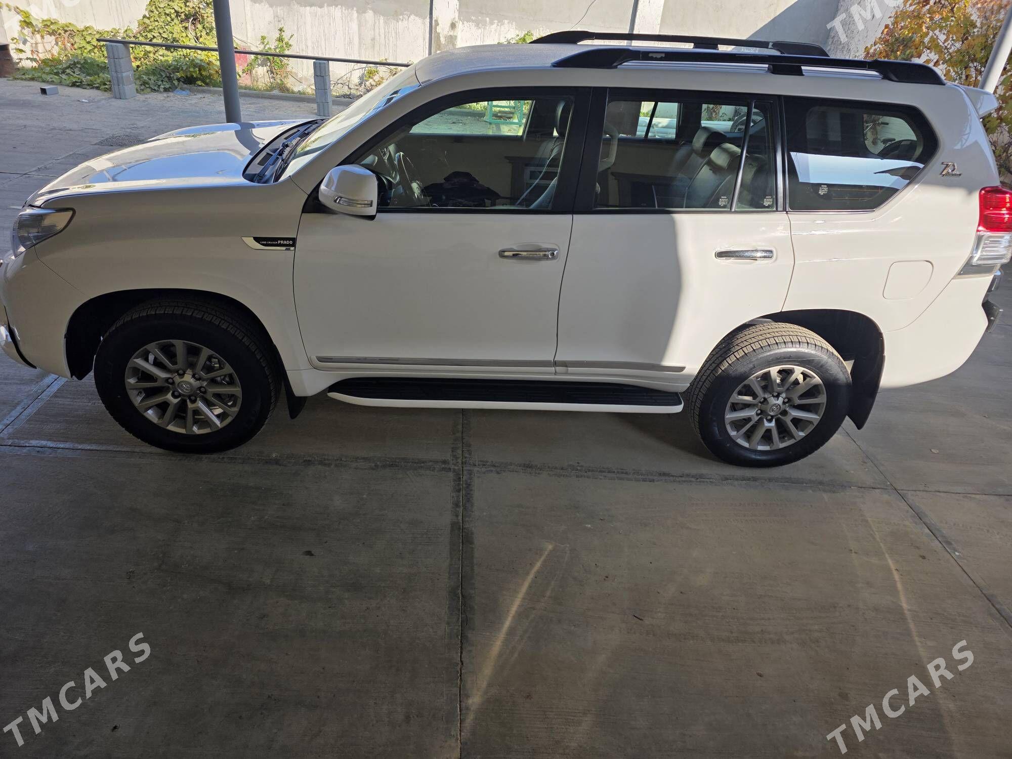 Toyota Land Cruiser Prado 2012 - 420 000 TMT - Aşgabat - img 4