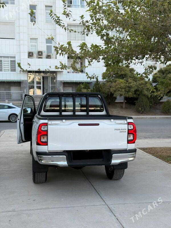 Toyota Hilux 2024 - 592 000 TMT - Ашхабад - img 5