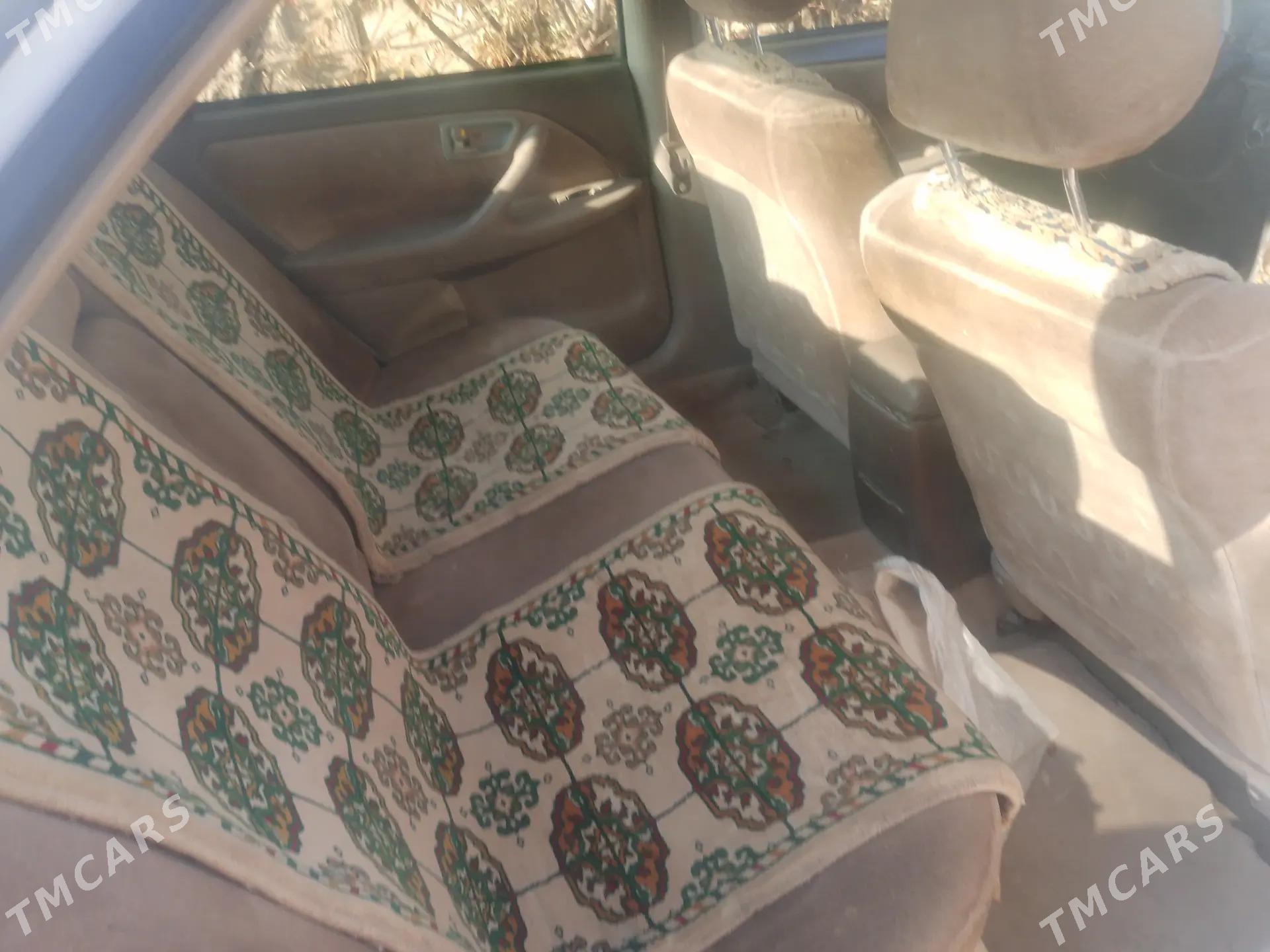 Toyota Camry 1998 - 107 500 TMT - Гурбансолтан Едже - img 1