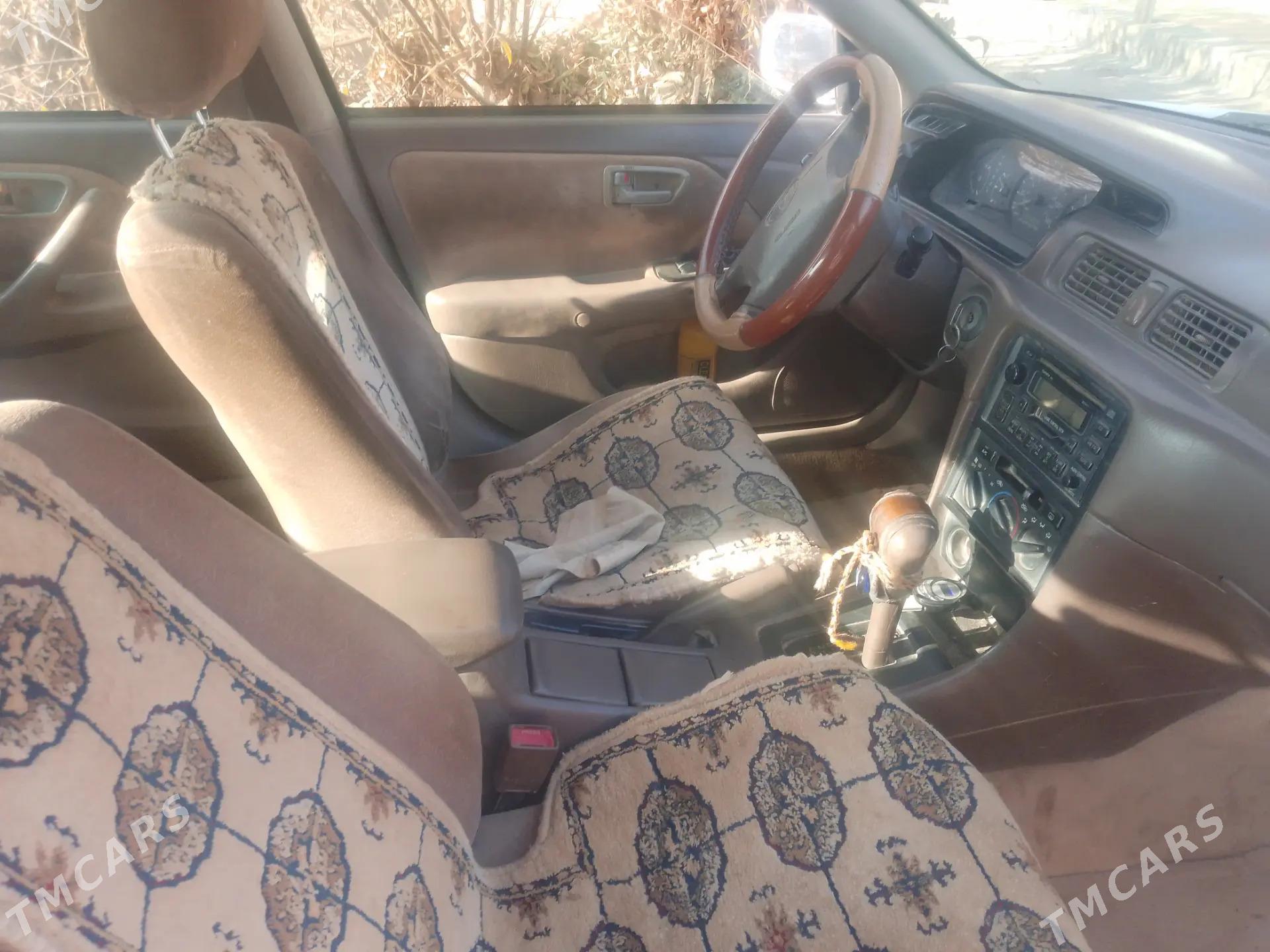 Toyota Camry 1998 - 107 500 TMT - Гурбансолтан Едже - img 2