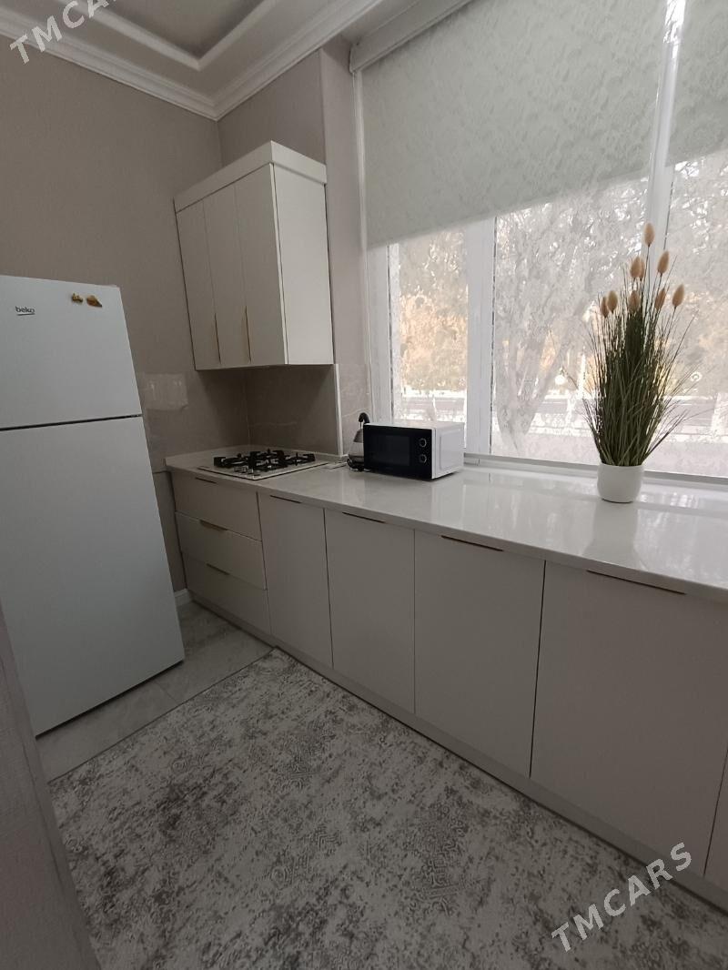 3 kom, 1 etaż, sentr - Ашхабад - img 2