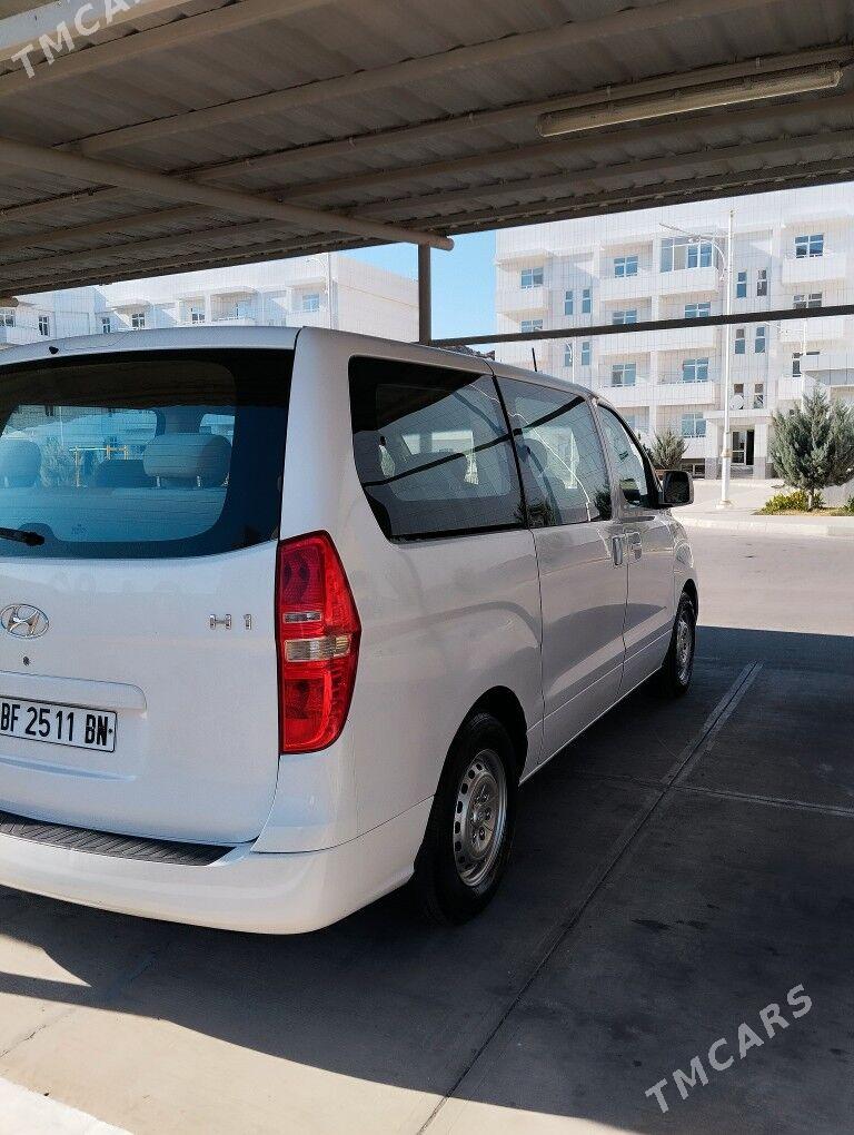 Hyundai H-1 2013 - 320 000 TMT - Туркменбаши - img 5