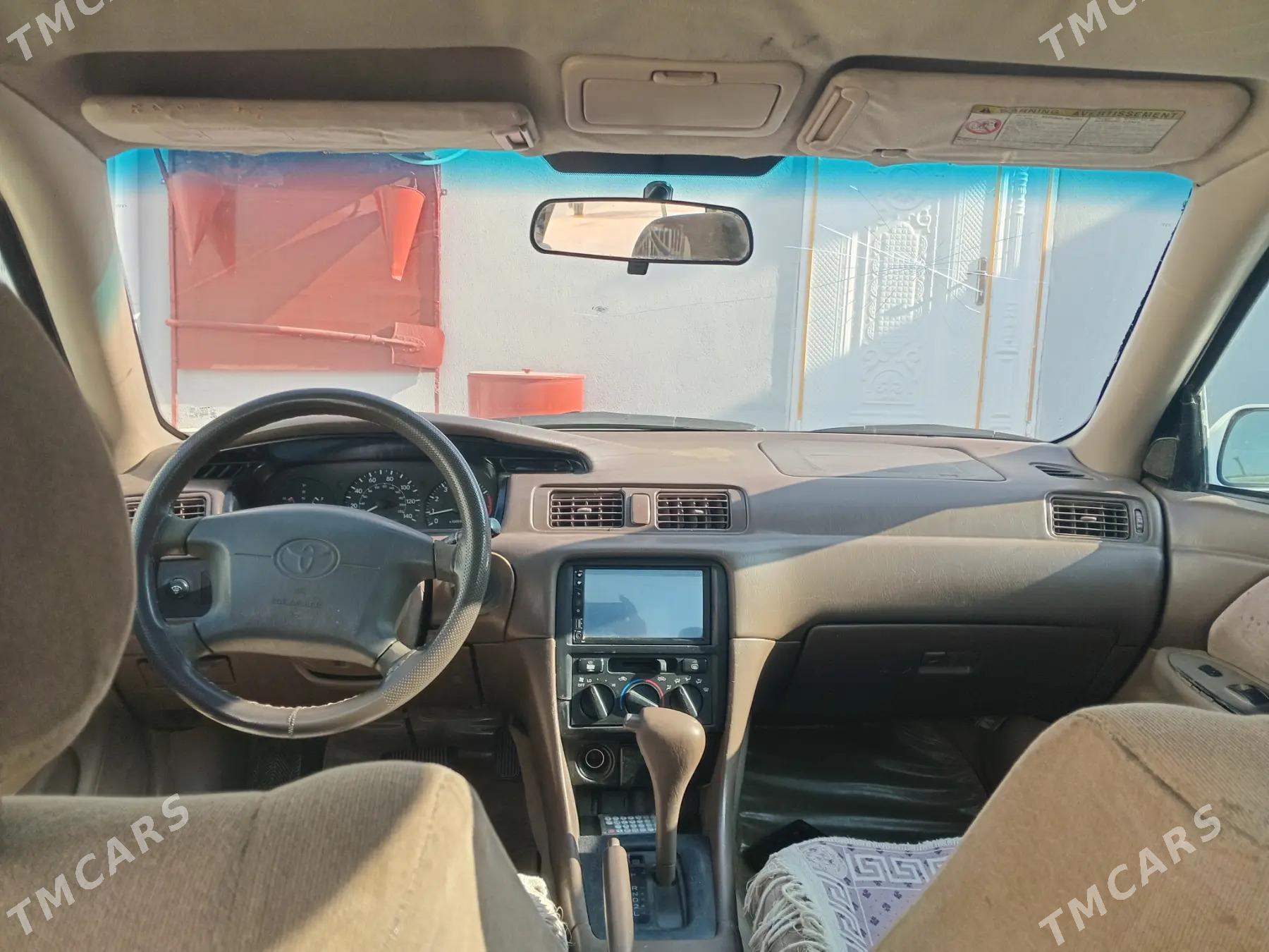 Toyota Camry 1998 - 125 000 TMT - Gyzylarbat - img 5