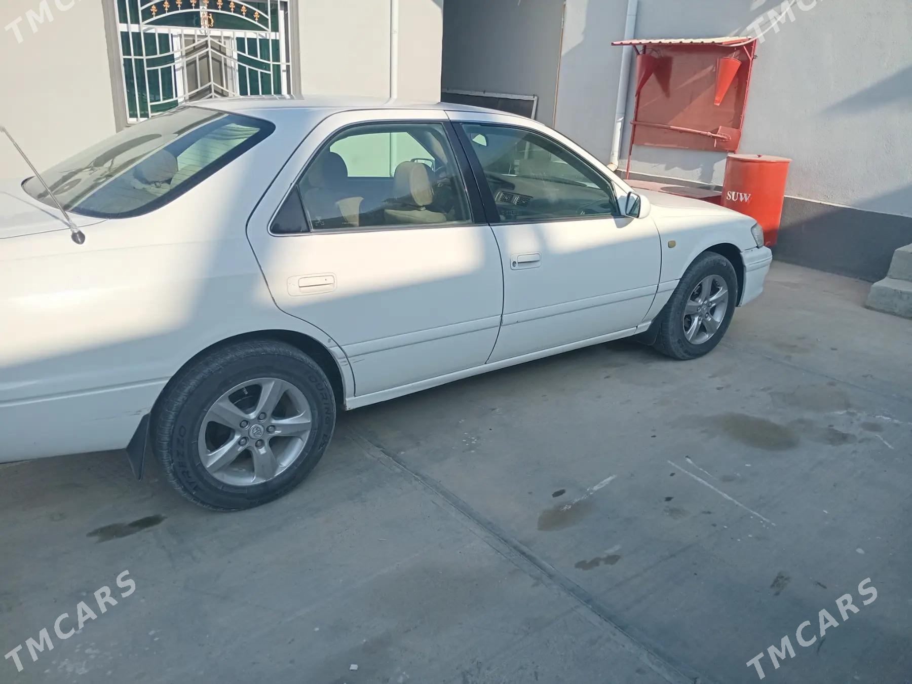 Toyota Camry 1998 - 125 000 TMT - Gyzylarbat - img 3