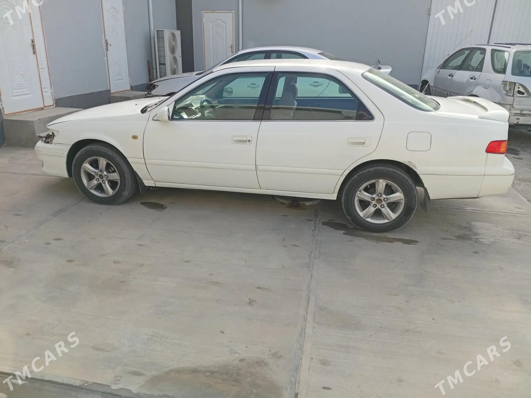Toyota Camry 1998 - 125 000 TMT - Gyzylarbat - img 4
