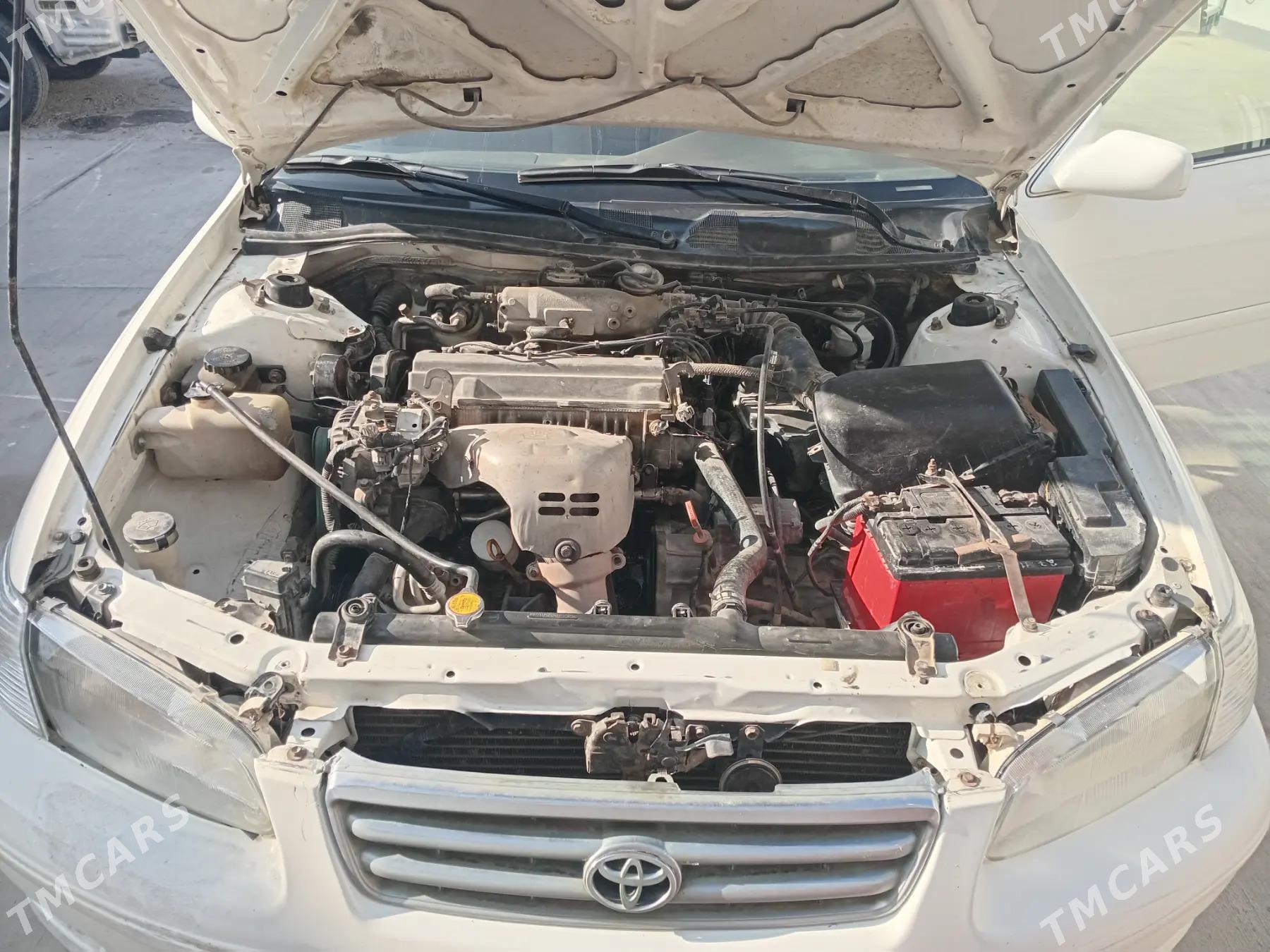 Toyota Camry 1998 - 125 000 TMT - Gyzylarbat - img 6