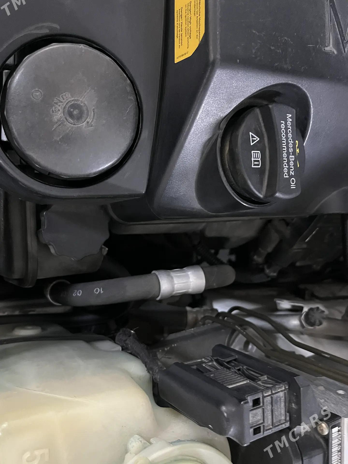 Mercedes-Benz E320 1999 - 150 000 TMT - Туркменбаши - img 9